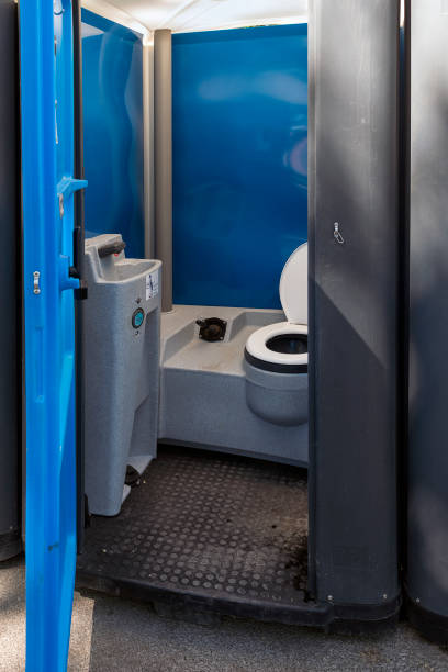 Best Construction site porta potty rental  in Juneau, WI